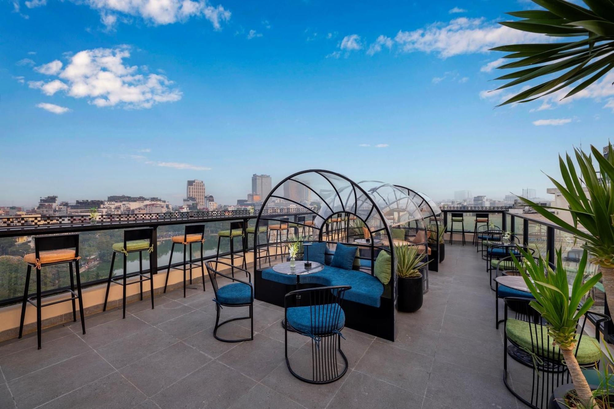 Le Premier Hotel & Rooftop Bar Hanoï Extérieur photo